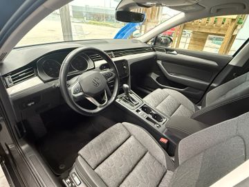Volkswagen Passat BusinessR.Kamera1.HdCarPlaySHZ V+H