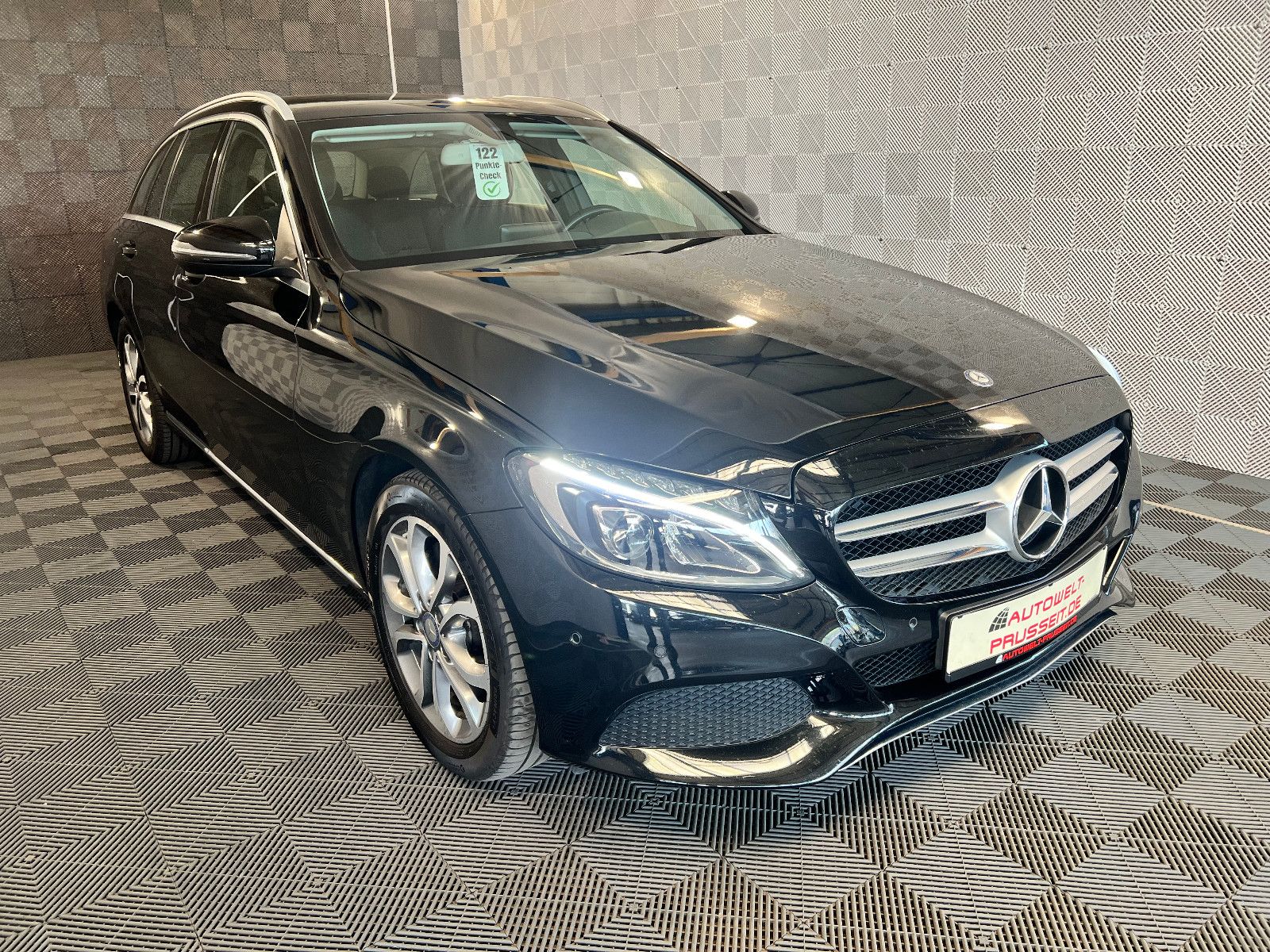 Gebrauchtwagen Mercedes-Benz C 220 C 220 T*BUSINESS+*LED H.PERF.-SHZ-AUDIO 20-17" in Horb am Neckar