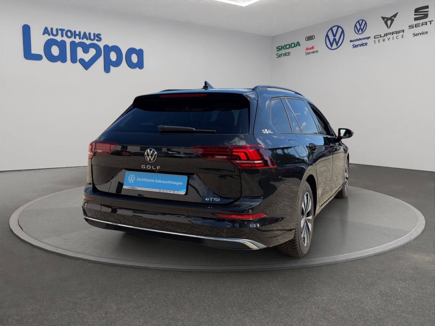 Volkswagen Golf Life GOAL 1.5 eTSI DSG AHK ACC Side Assi foto 4