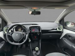 Foto Nummer 8: PEUGEOT 108