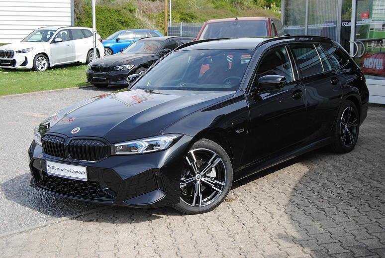 BMW 330e A Touring M Sport.HUD.H&K.Leder.E-Sitze