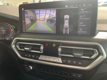 BMW X4 - 11