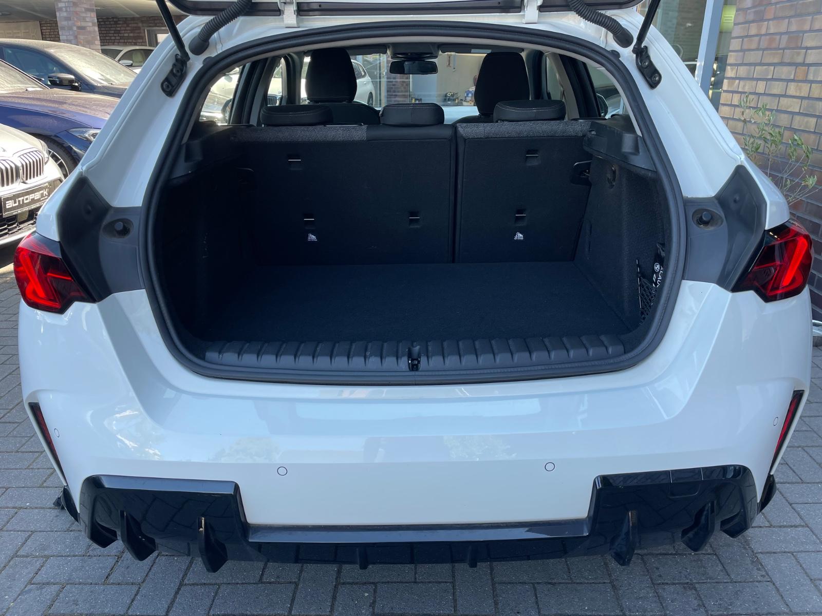 BMW 1 Series i Limousine M Sport Kamera DA LED 17", миниатюра 14