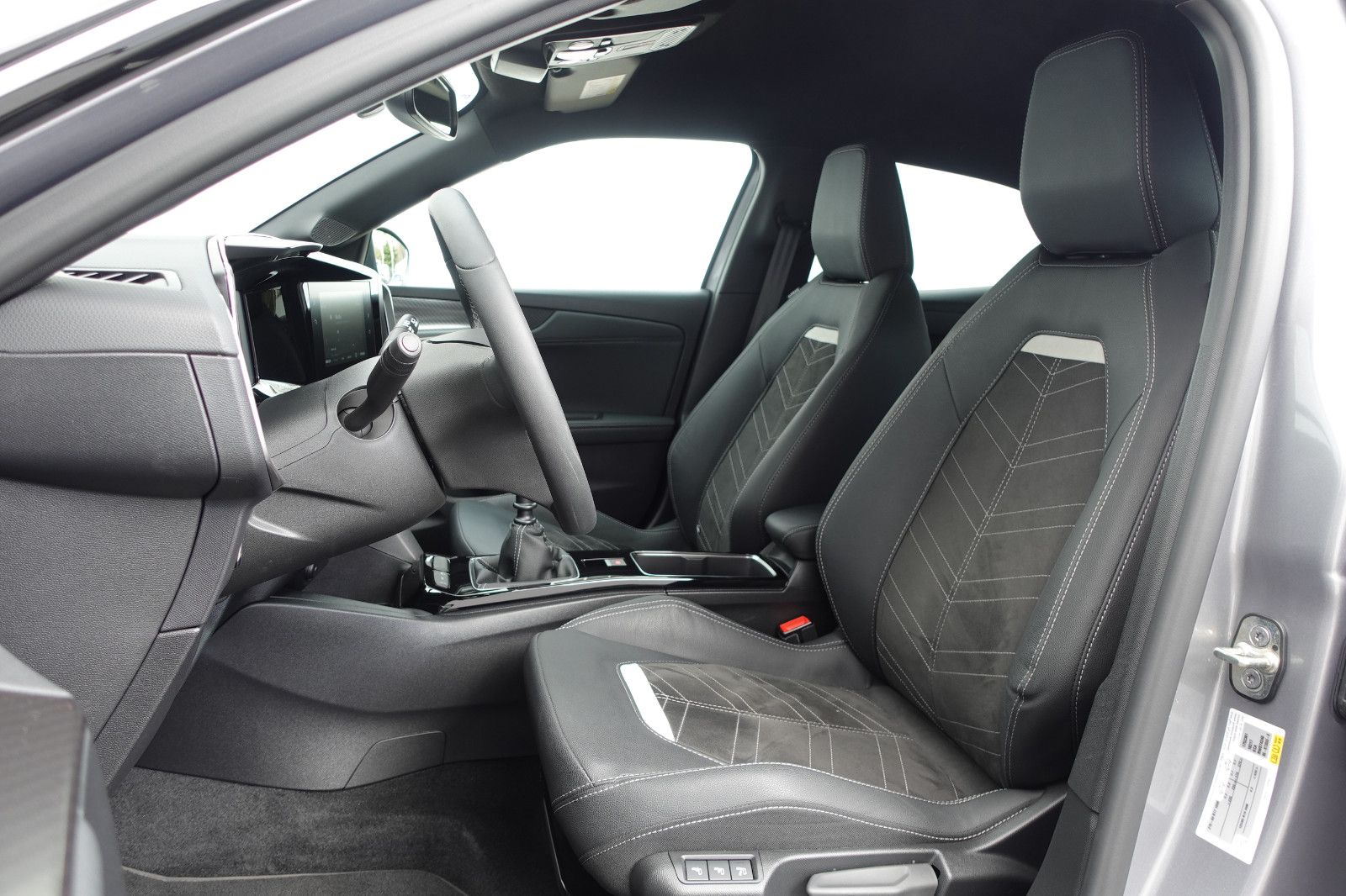Fahrzeugabbildung Opel Mokka GS 1.2T,MatrixLED,Kamera,Sitzhzg,Allwetter
