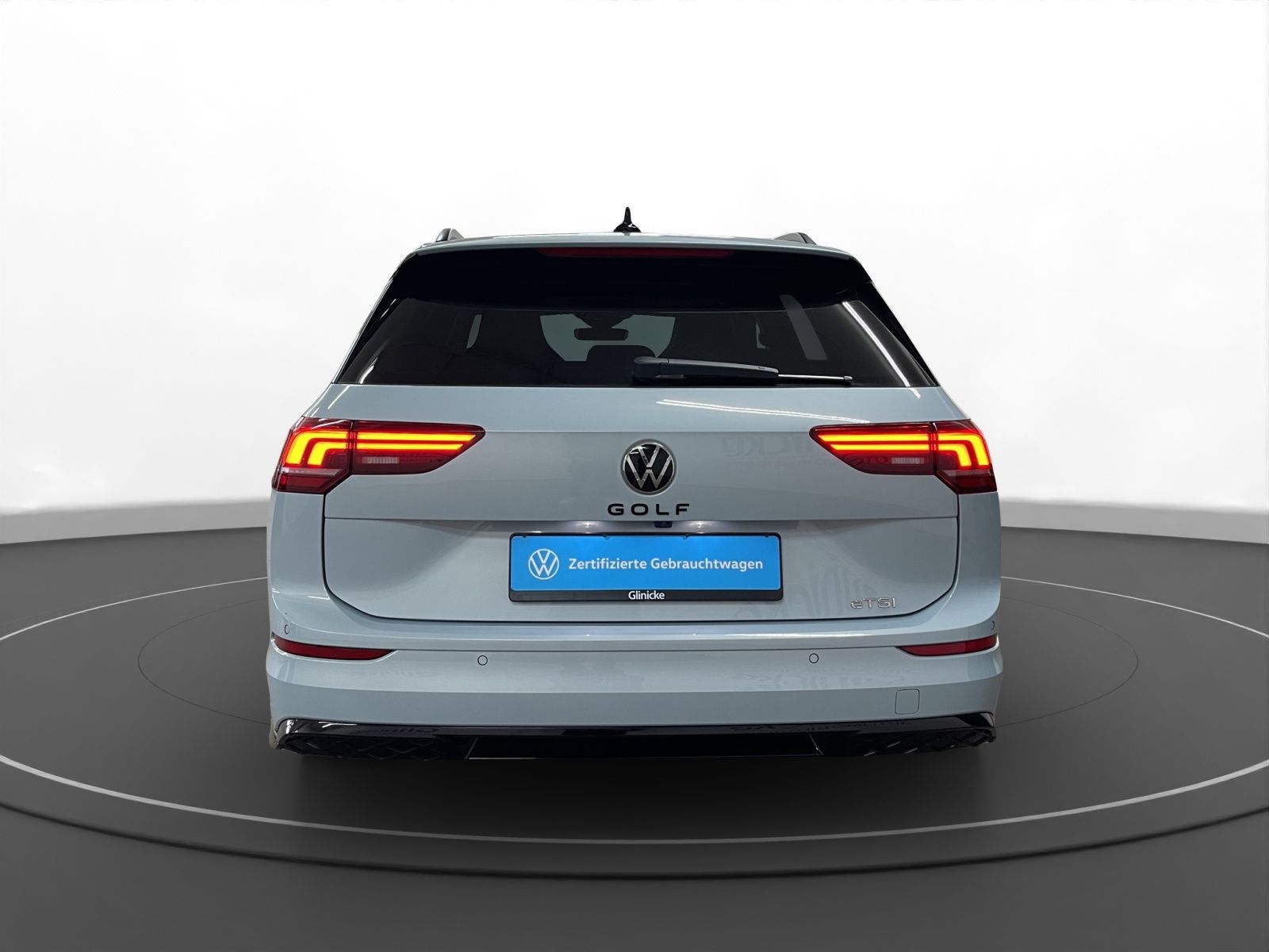 Volkswagen Golf VIII Variant 1.5 eTSI R-Line Pano LM 18 Na foto 4
