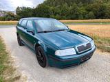 Skoda Octavia Combi 1.9 TDI GLX AHK HU 04/28 GRA - Skoda Octavia: Glx