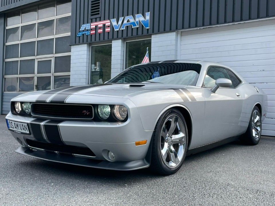 Fahrzeugabbildung Dodge Challenger 12er 5.7 HEMI RT Navi 20 Zoll Tiefer