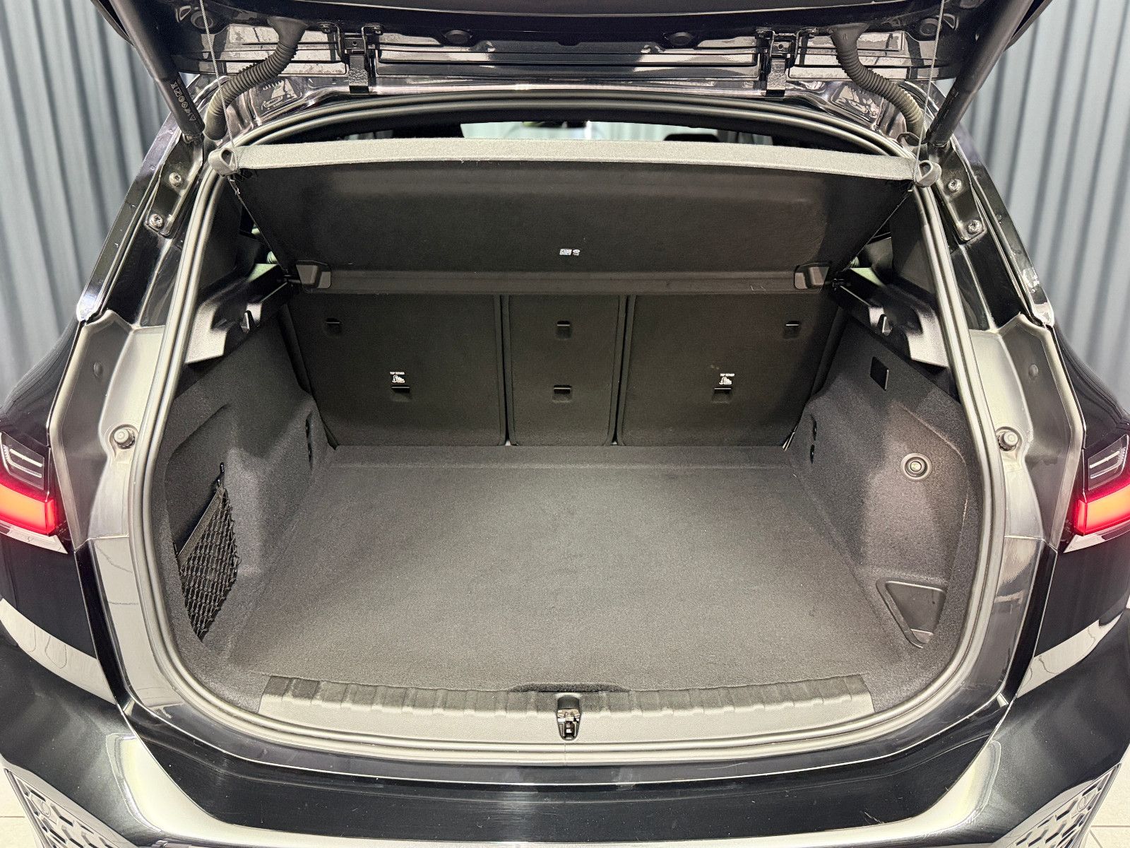 Fahrzeugabbildung BMW 225e Active Tourer xDrive MSport|HIFI|AHK|WIDES