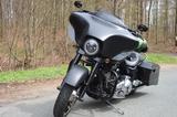Harley-Davidson Street Glide mit Rückwärtsgang - HARLEY-DAVIDSON MOTORRAD