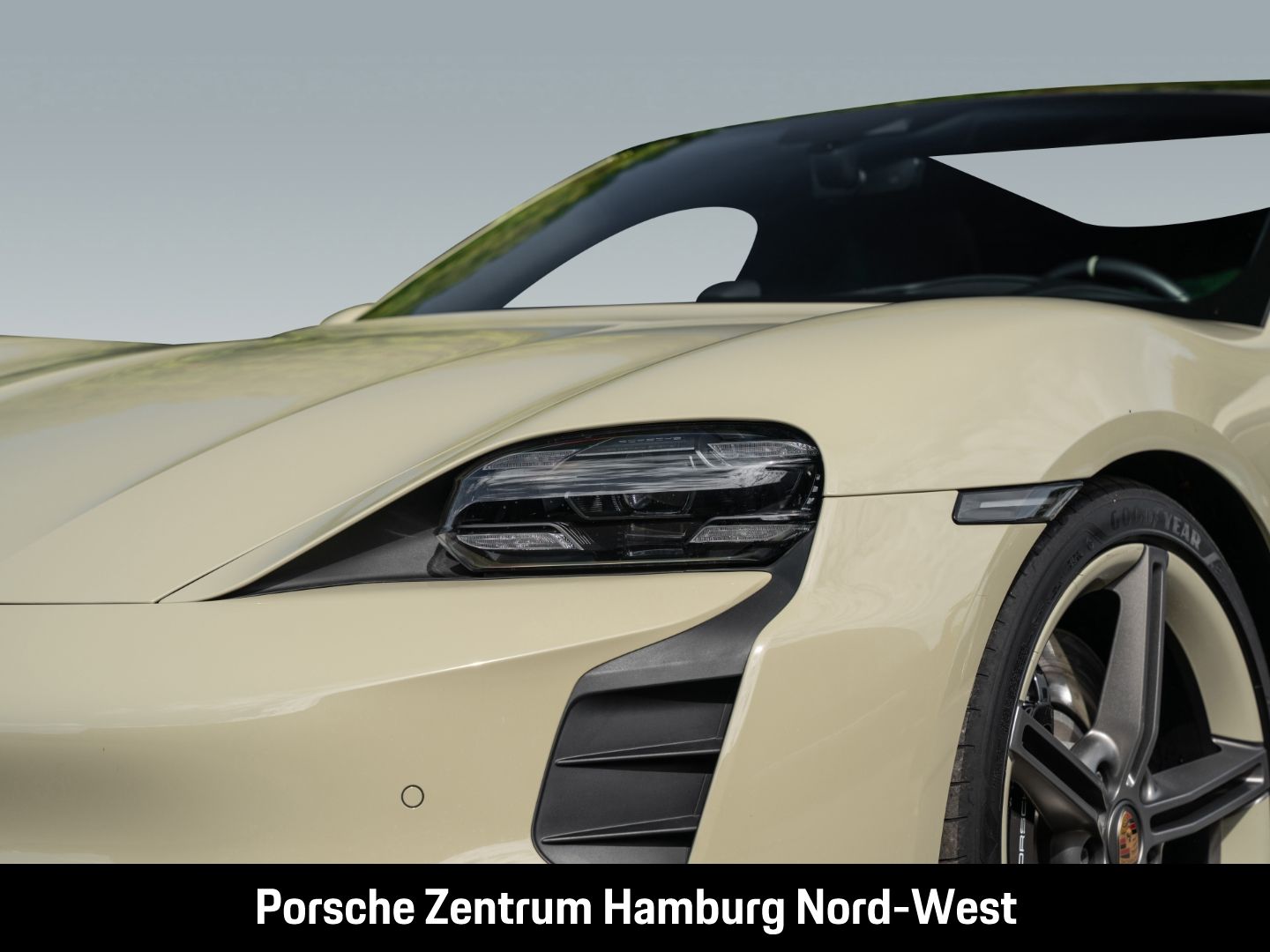 Porsche Taycan GTS InnoDrive Head-Up BOSE PSCB 21-Zoll foto 10