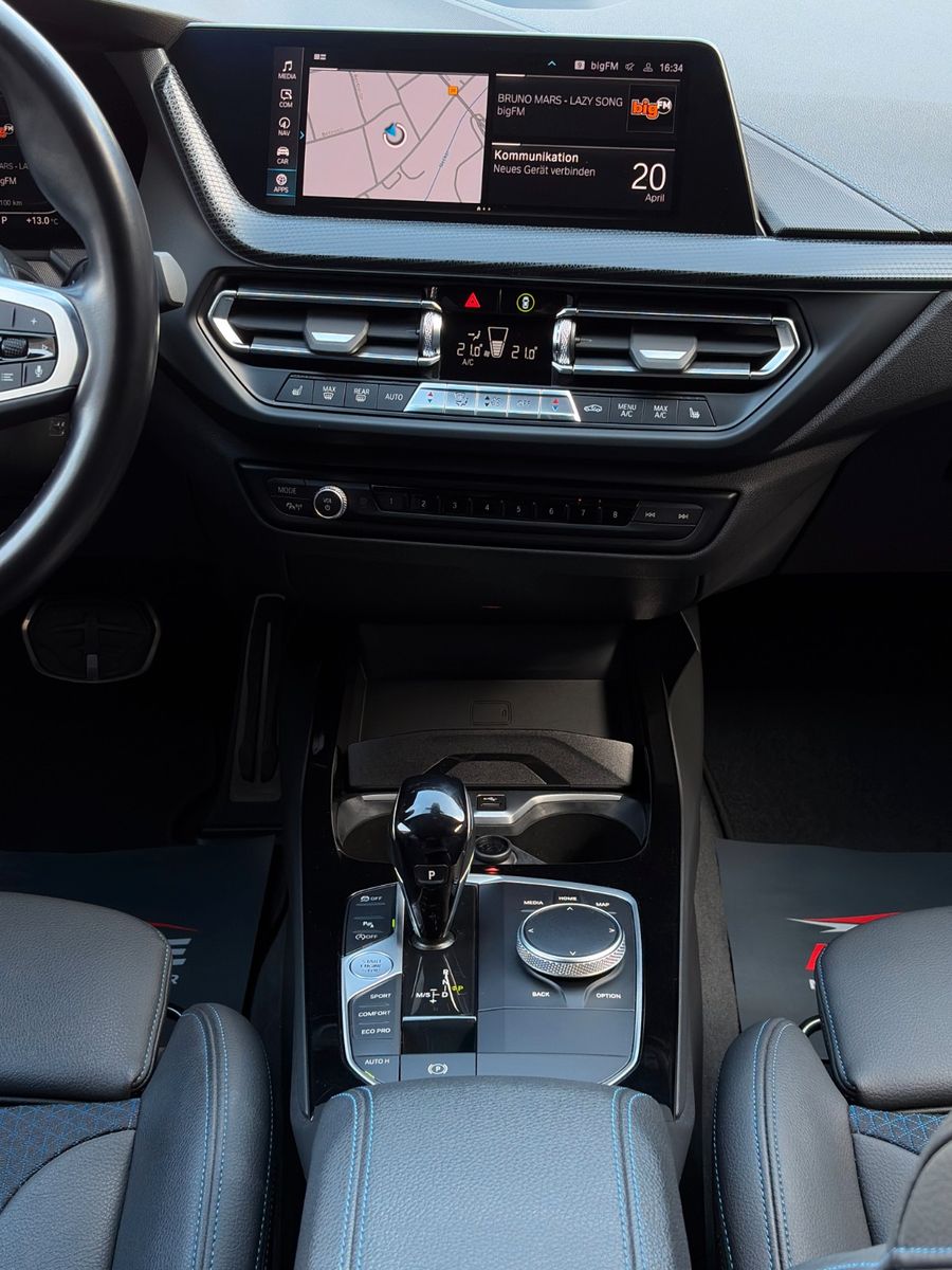 Fahrzeugabbildung BMW 118i M Sport SHZ HiFi Adap. LED PDC TEMP CarPlay