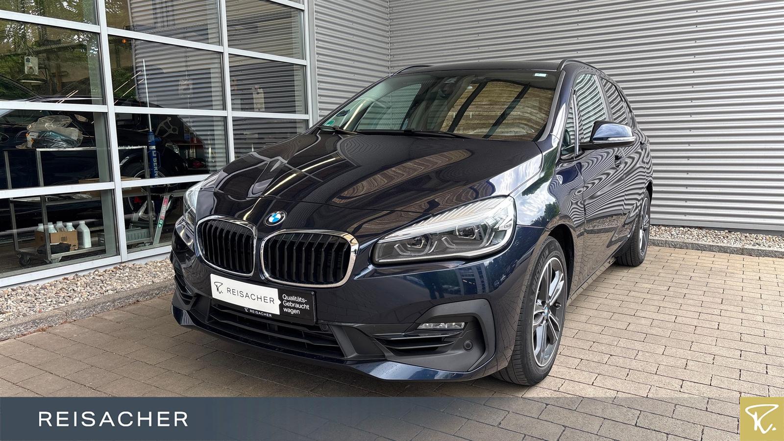 BMW 218i Active Tourer, Autom. RFK,PDC,NAVI.LED