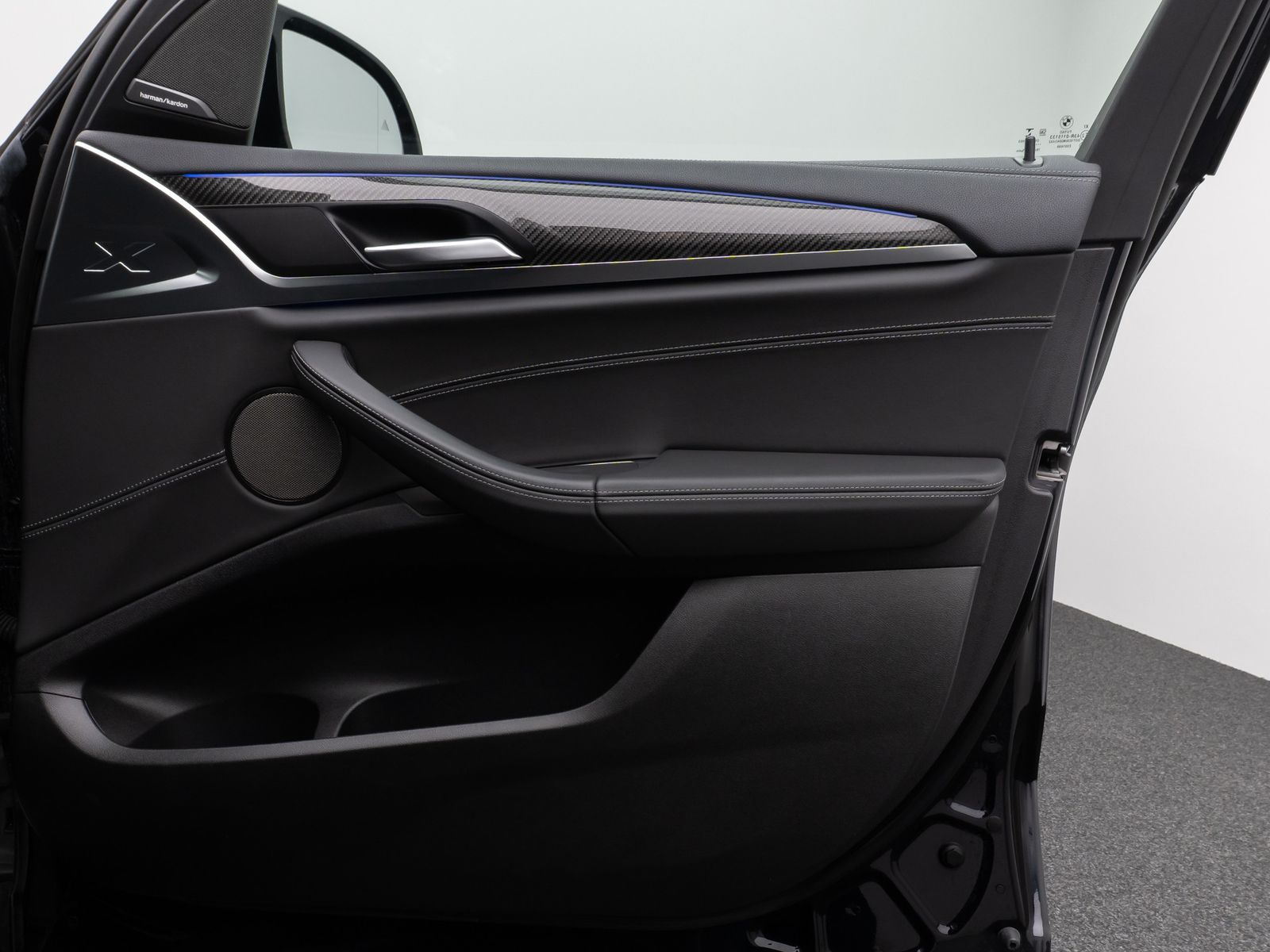 Fahrzeugabbildung BMW X3 M Competition Laser Panoram HUD DAB H/K 360°