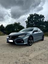 Honda Civic 1.0 VTEC Turbo * TÜV 02/27 * 2 Sätze Räde - gebrauchte Honda Civic aus dem Jahr 2021