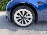 Tesla Model 3 Hinterradantrieb, abnehmbare AH-Kupplung - Tesla Model 3 aus 2023