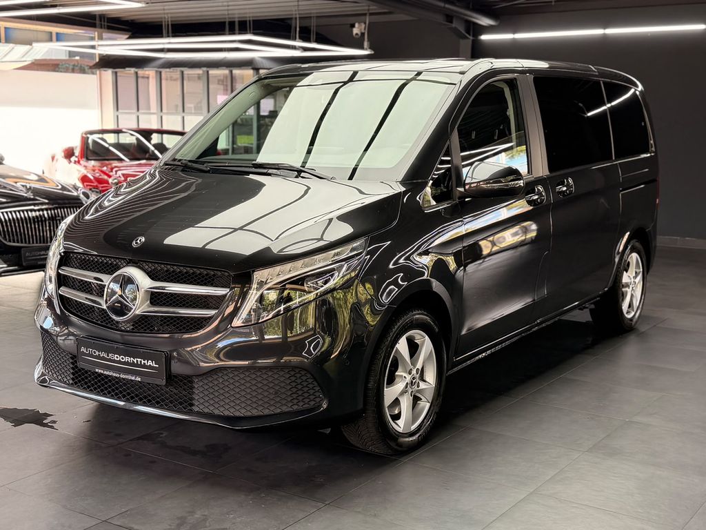 Image of Mercedes-Benz V 220