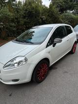 Fiat punto- 95ps-6Gänge TÜV bis 07/27-fahr... - Fiat Punto in Duisburg