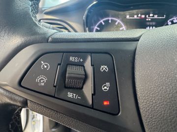 Bild 10 Opel Karl Rocks CarPlay Sitzheizung Lenkradheizung