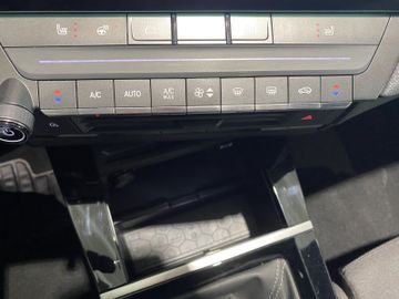 Bild 19 Opel Astra GS ST NAVI/SHZ+LHZ/PDC vo+hi+360Cam/LED