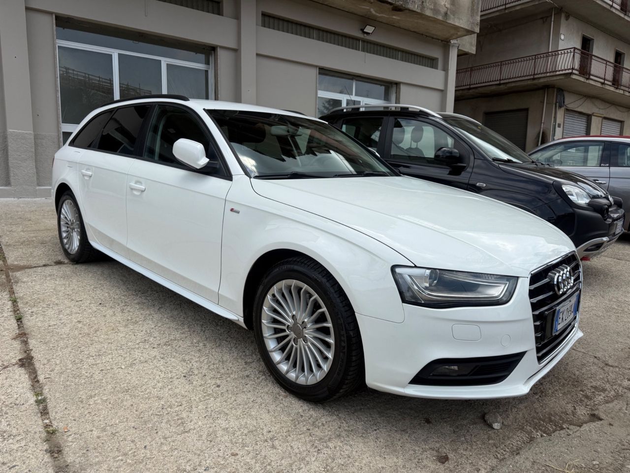 Audi A4 - 1