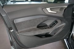 AUDI A5 Avant TDI quattro | S line | B&O| Pano AUDI A5 Avant TDI quattro | S line | B&O| Pano