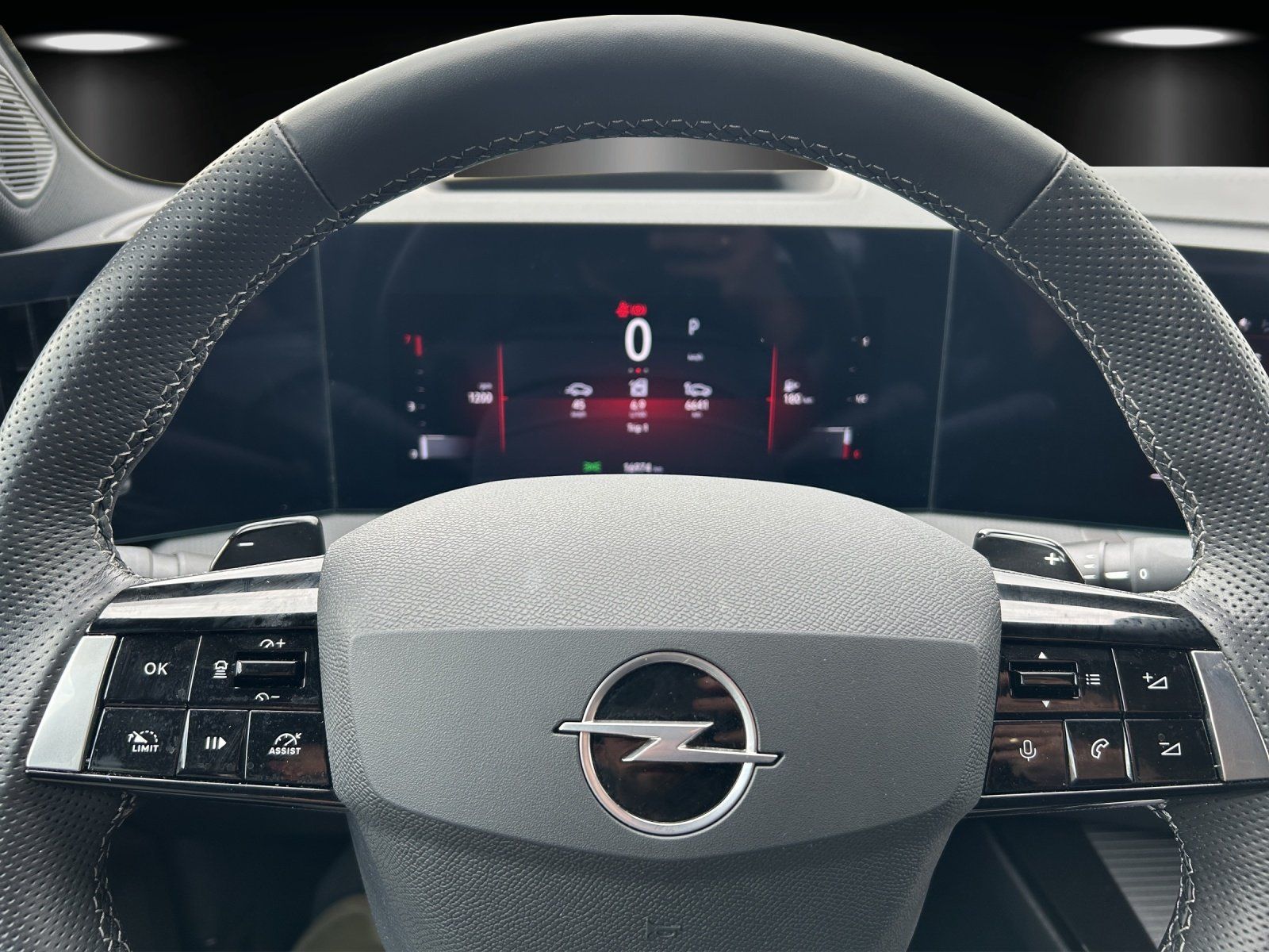 Fahrzeugabbildung Opel AstraLSportTou.1.2 GS Aut. Navi Komf/Tech/InfoP.
