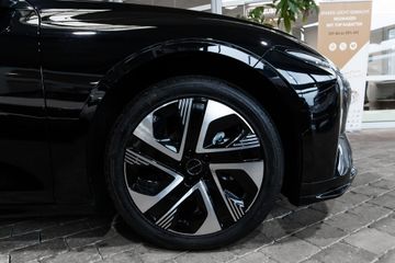 Bild 6 DFSK Andere Forthing 7 REEV Pano, Klima 360-Cam