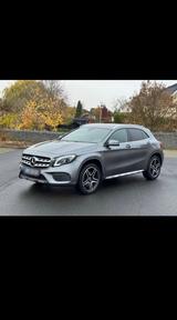 Mercedes-Benz GLA 220 d DCT  AMG Navi LED Automatik Keyless - Mercedes-Benz in Bielefeld: Gla