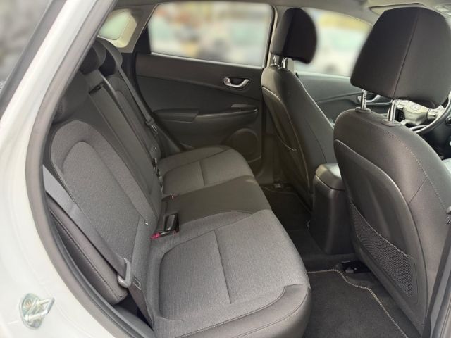 Fahrzeugabbildung Hyundai KONA Edition 30+ 2WD +KLIMA+RFK+NAVI+SHZ+PDC+UVM