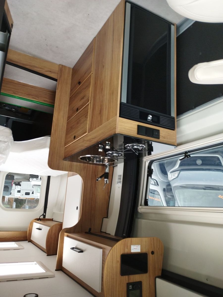 Fahrzeugabbildung Karmann Dexter DE 600 Concept Paket