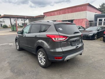 Ford Kuga - 4