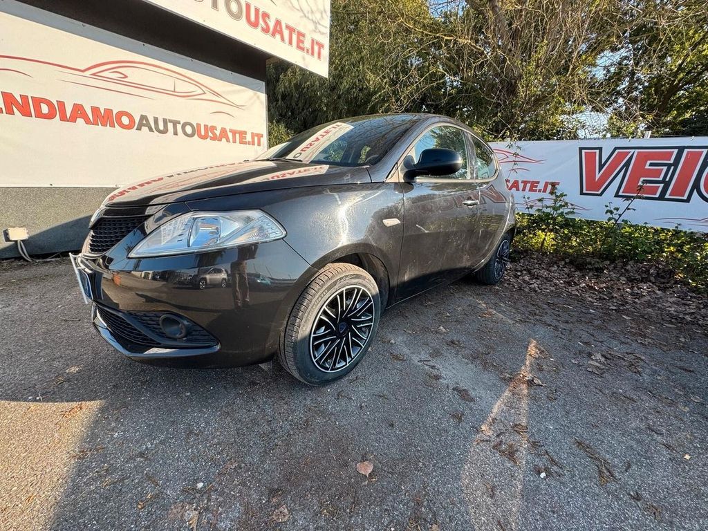 Image of Lancia Ypsilon