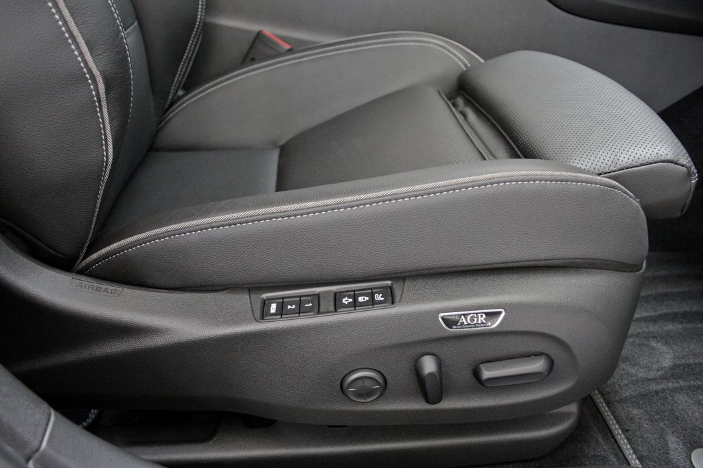 Opel Insignia B Sports Tourer GSi LED 4x4 AHK MASSAGE