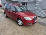 Skoda Roomster Basis Klima - Skoda Roomster: Rot