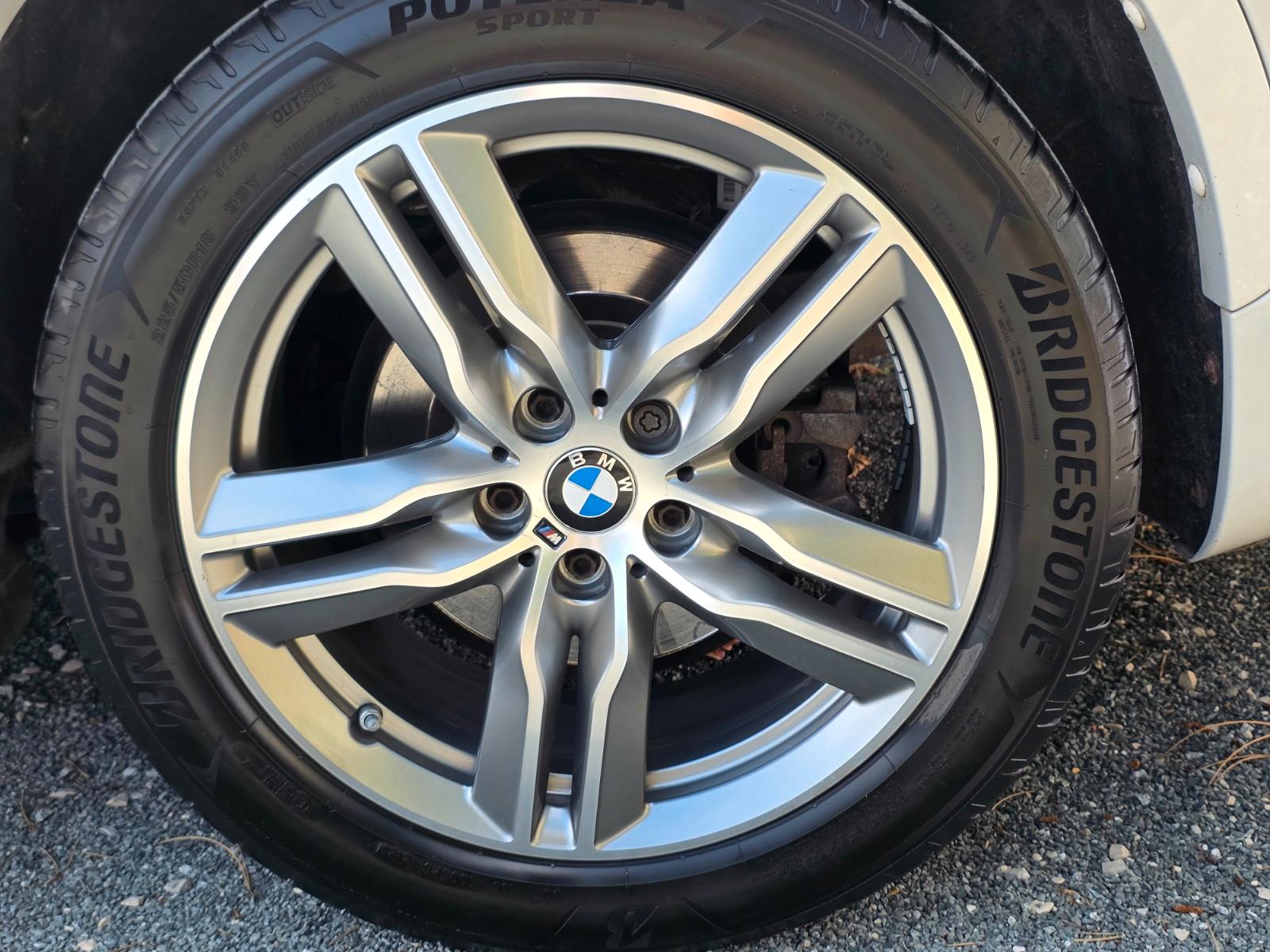 BMW X1 xDrive 20 i M Sport*Scheckheft gepflegt