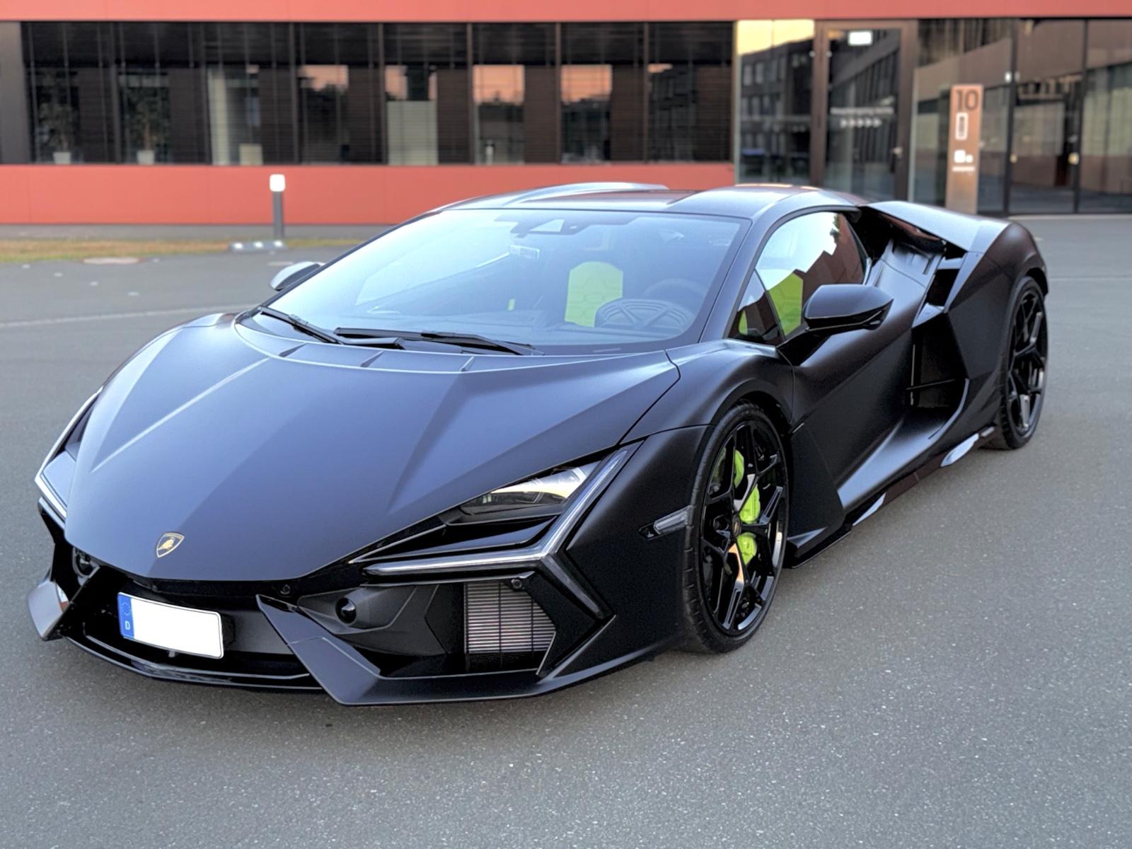 Lamborghini Revuelto 6.5 V12 HPEV 1Hand XPEL PPF Nero Nemesi
