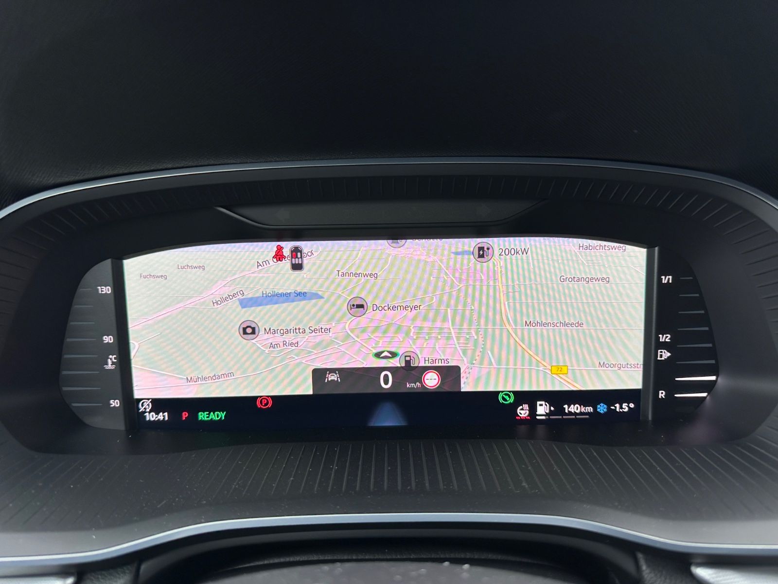 Fahrzeugabbildung SKODA Octavia Combi 1.5 TSI Selection AHK/LED/Navi/ACC