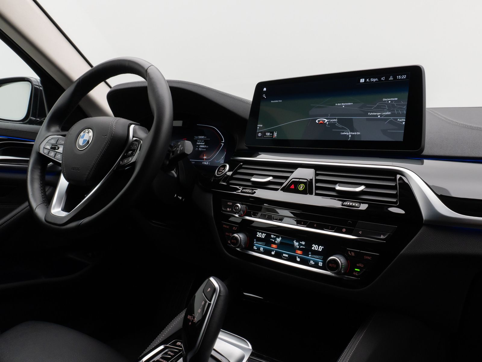 Fahrzeugabbildung BMW 520d xD Luxury Line 360°Laser HUD DAB AHK Sport