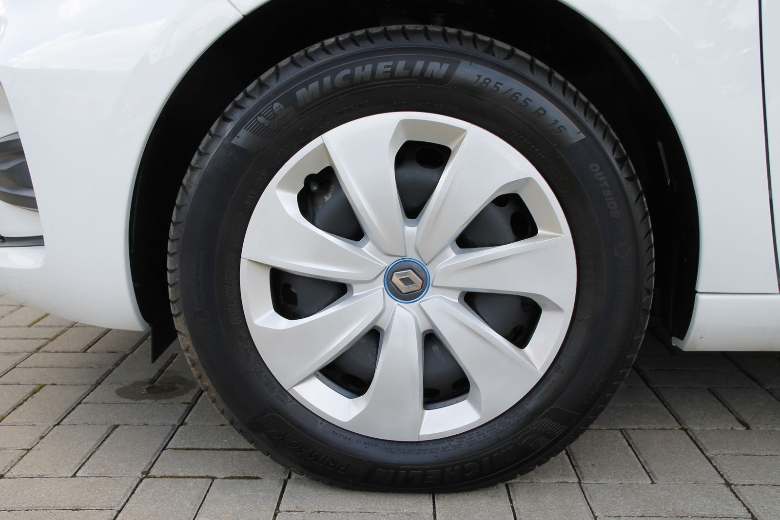 Fahrzeugabbildung Renault ZOE LIFE Batteriemiete R110 Z.E. 40