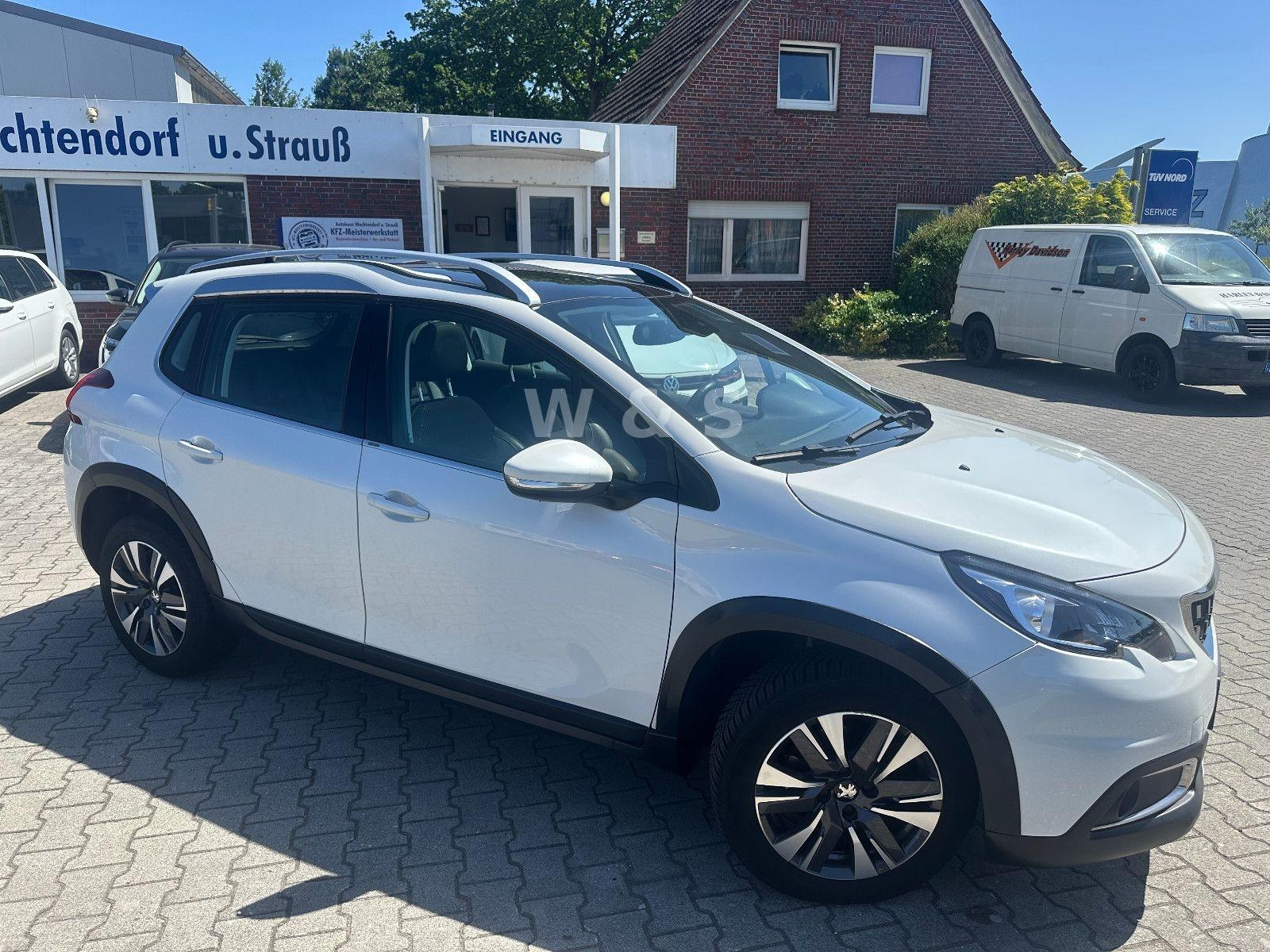Peugeot 2008 Allure*SHZ*TEMPOMAT*KAMERA-HINTEN