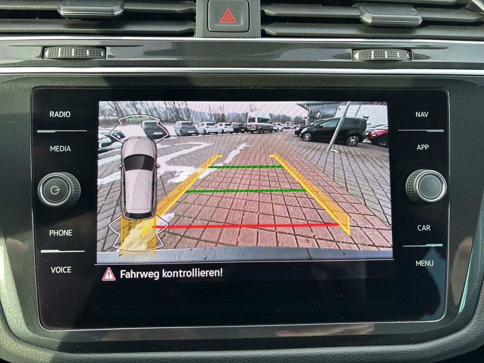 Tiguan 1.5 TSI Life, AHK, Navi Discover, Busines