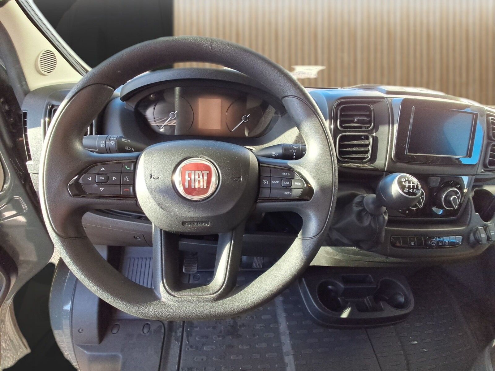 Fahrzeugabbildung Forster A 699 DVB Dörr Editionsmodell 2022