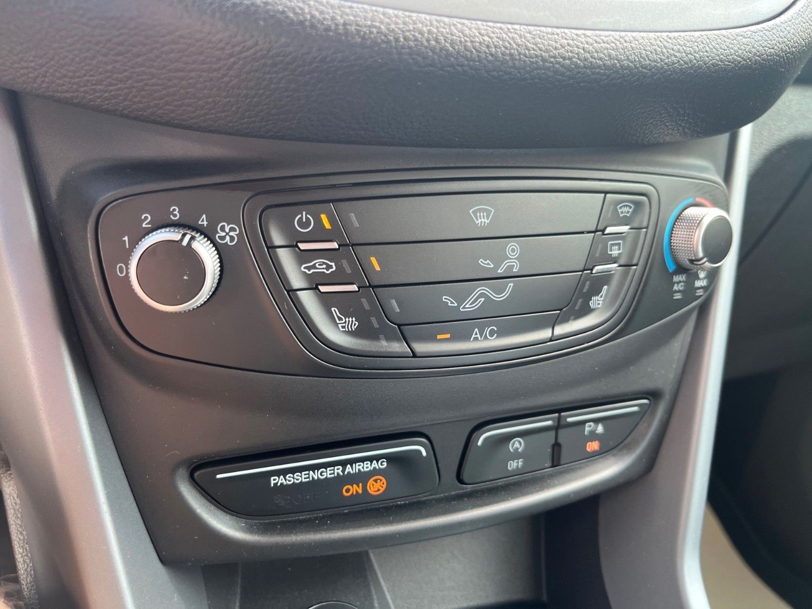 Ford B-Max B-MAX Sync Edition – Bild 16