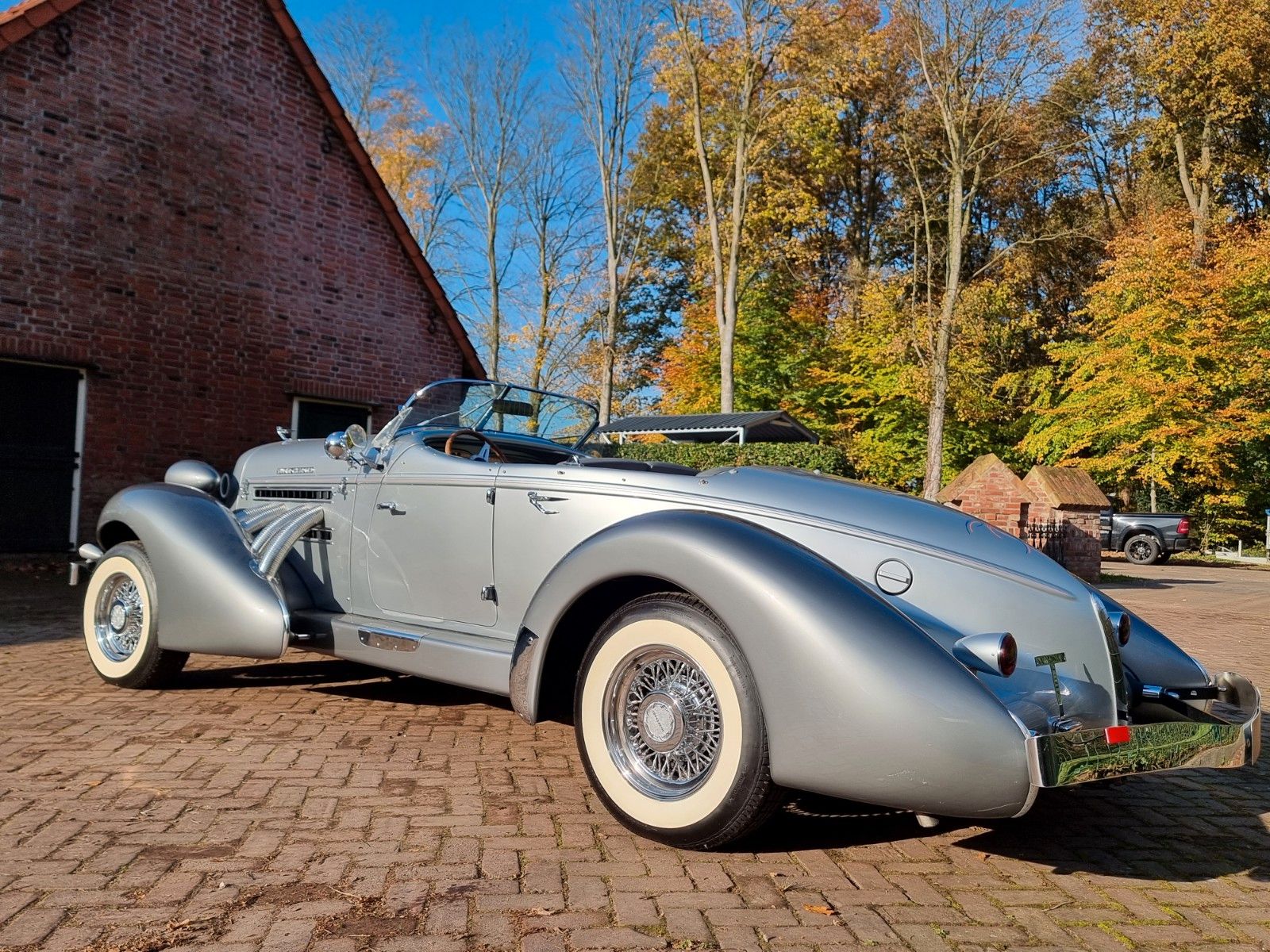 Fahrzeugabbildung Chevrolet Auburn Speedster/Unikat mit einmaligem Anhänger