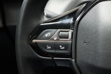 Peugeot 208 Allure LED SH Kamera