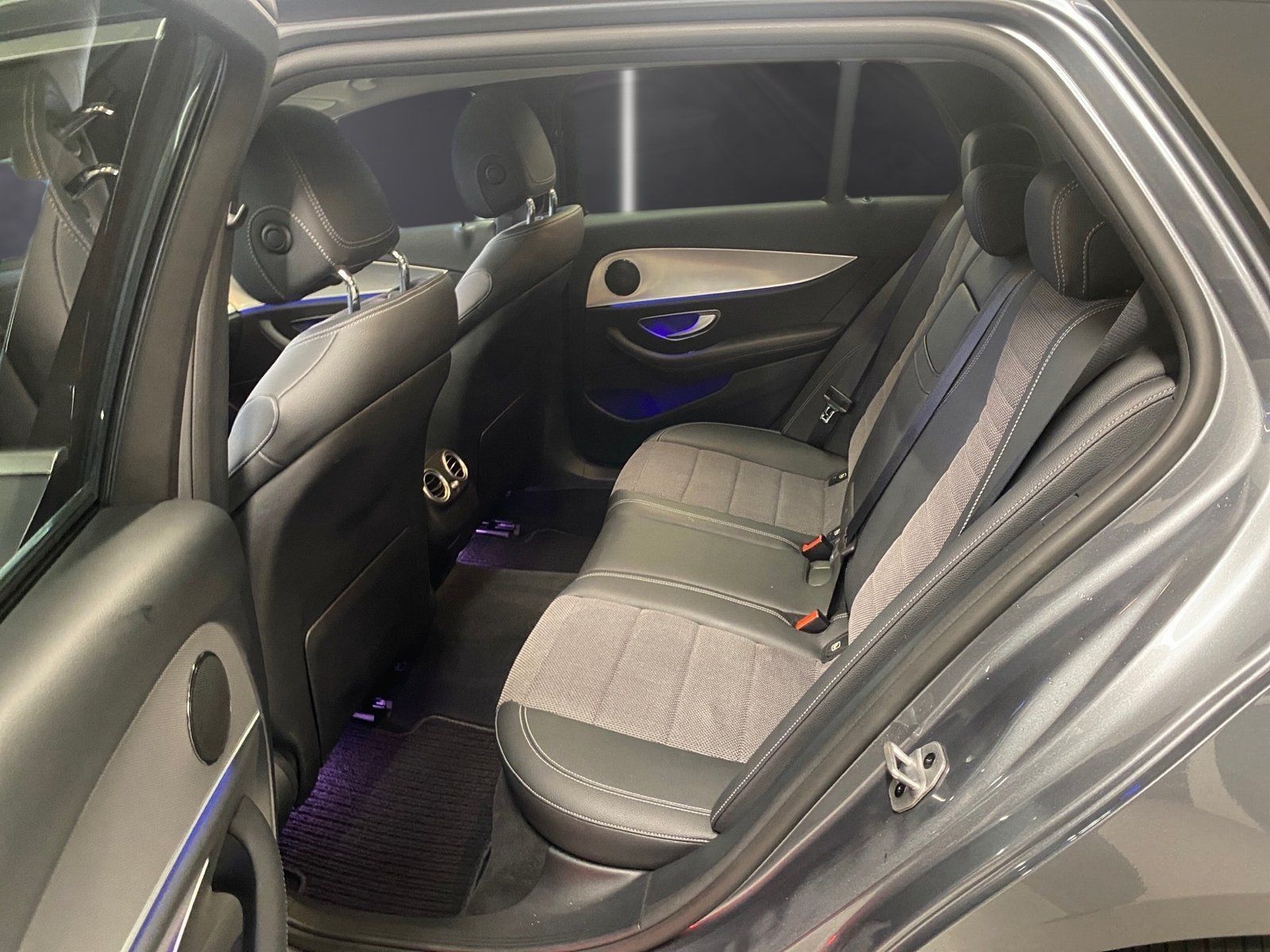 Fahrzeugabbildung Mercedes-Benz E 300 T Avant*Distro*Totwink*Multibeam*Comand*
