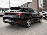 Seat LEON SP FR 1.5 eTSI DSG Kam. Navi Sportp. ACC LM - Seat Leon: Schwarz