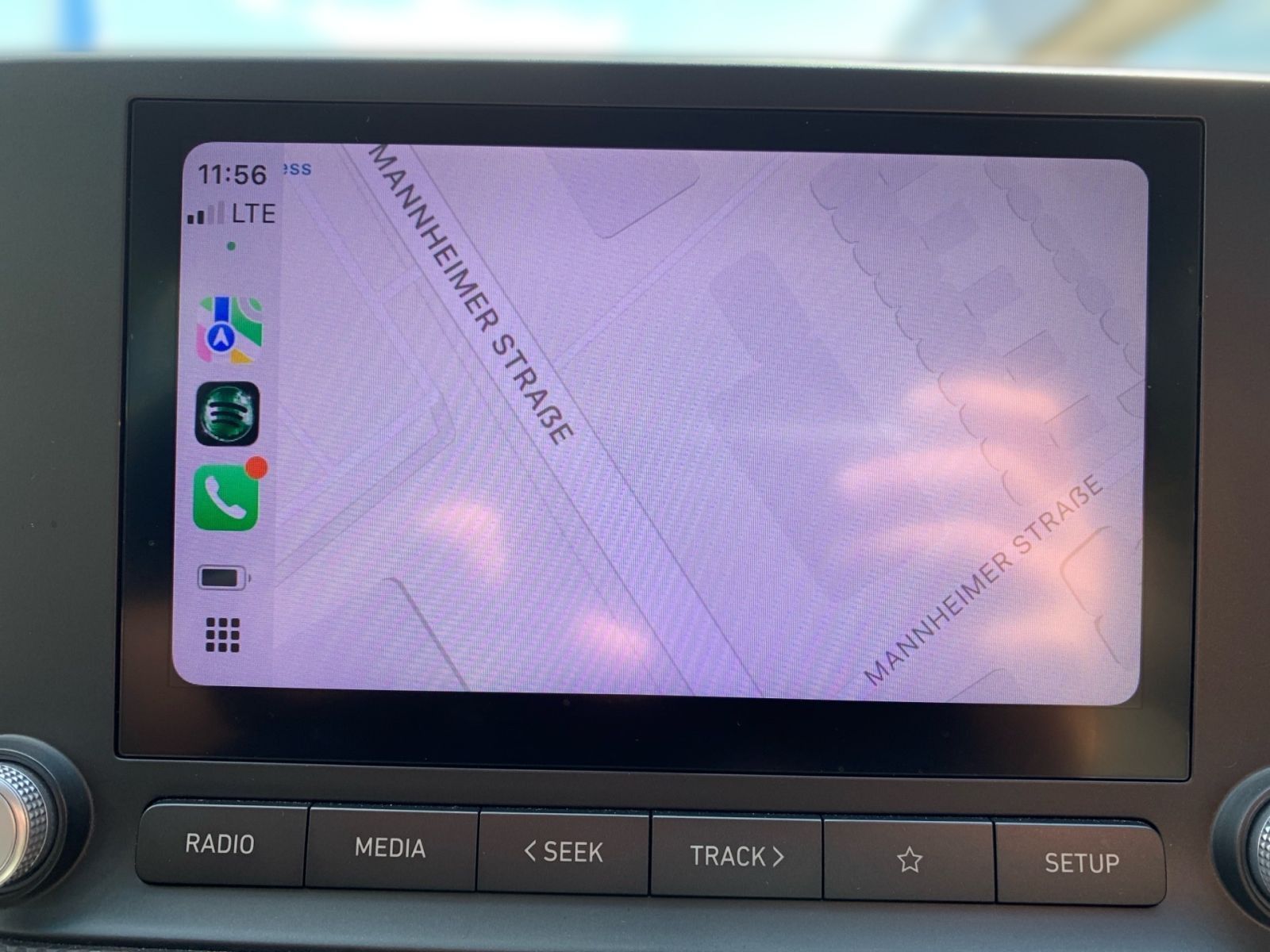 Fahrzeugabbildung Hyundai KONA Select Elektro 11 kW OBC Sitzheizung