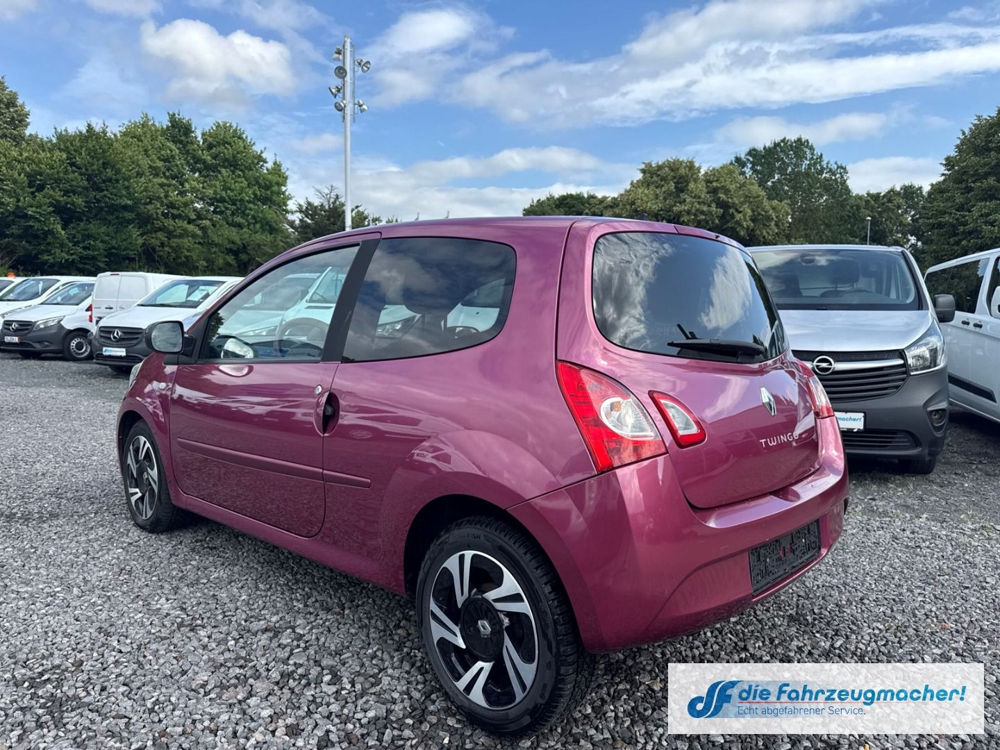 Fahrzeugabbildung Renault Twingo Dynamique 1.2 16V Temp Tel.-Vorb. GA Spee