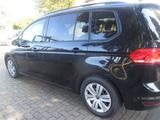 Volkswagen Touran 2.0 TDI SCR 85kW DSG 7 Sitzer, Navi - Volkswagen Touran: Leder
